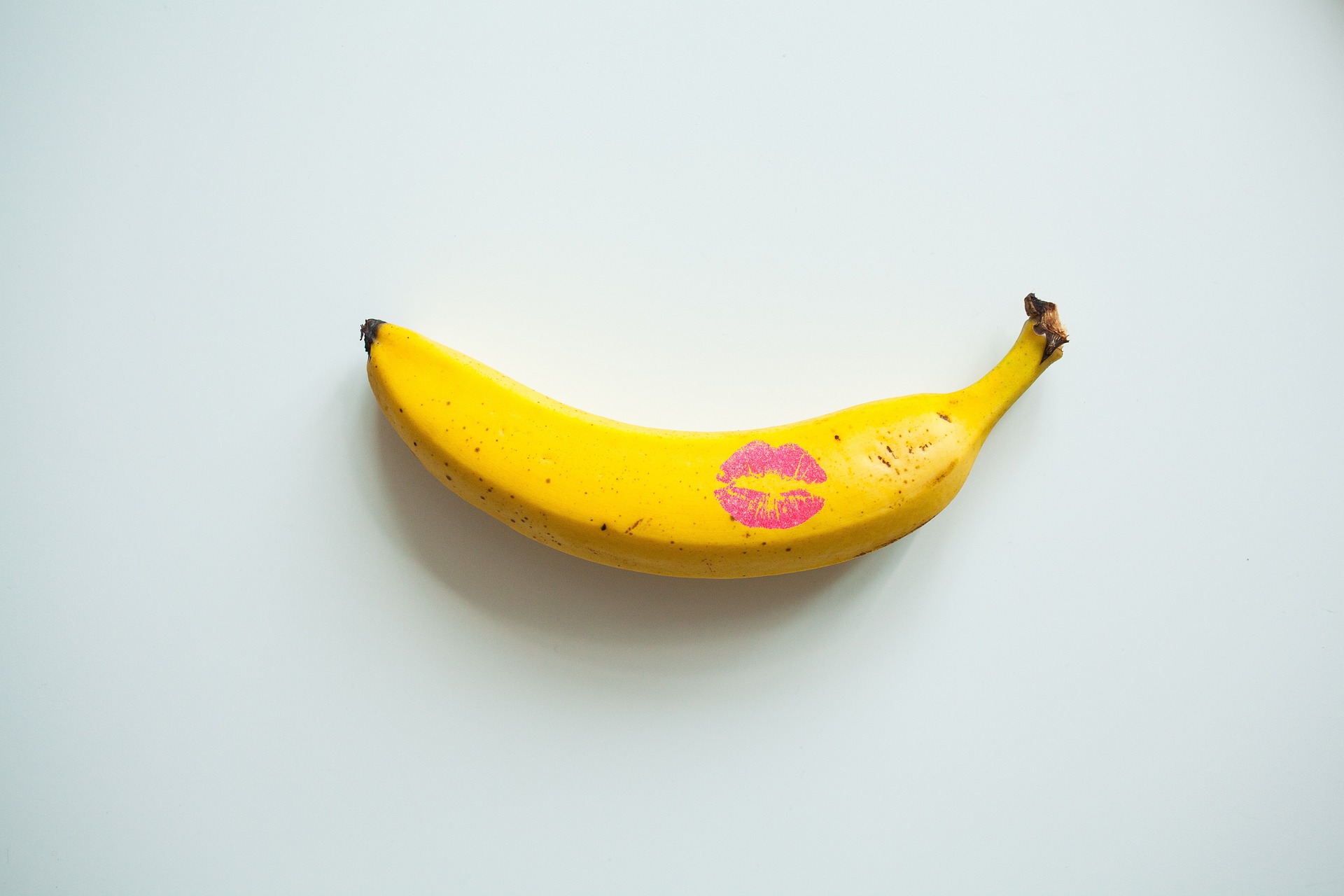 banán s rúžom